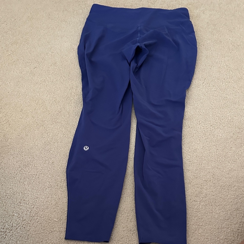 lululemon athletica base pace leggings electric Deep Blue Leggings size 8 - Picture 3 of 5